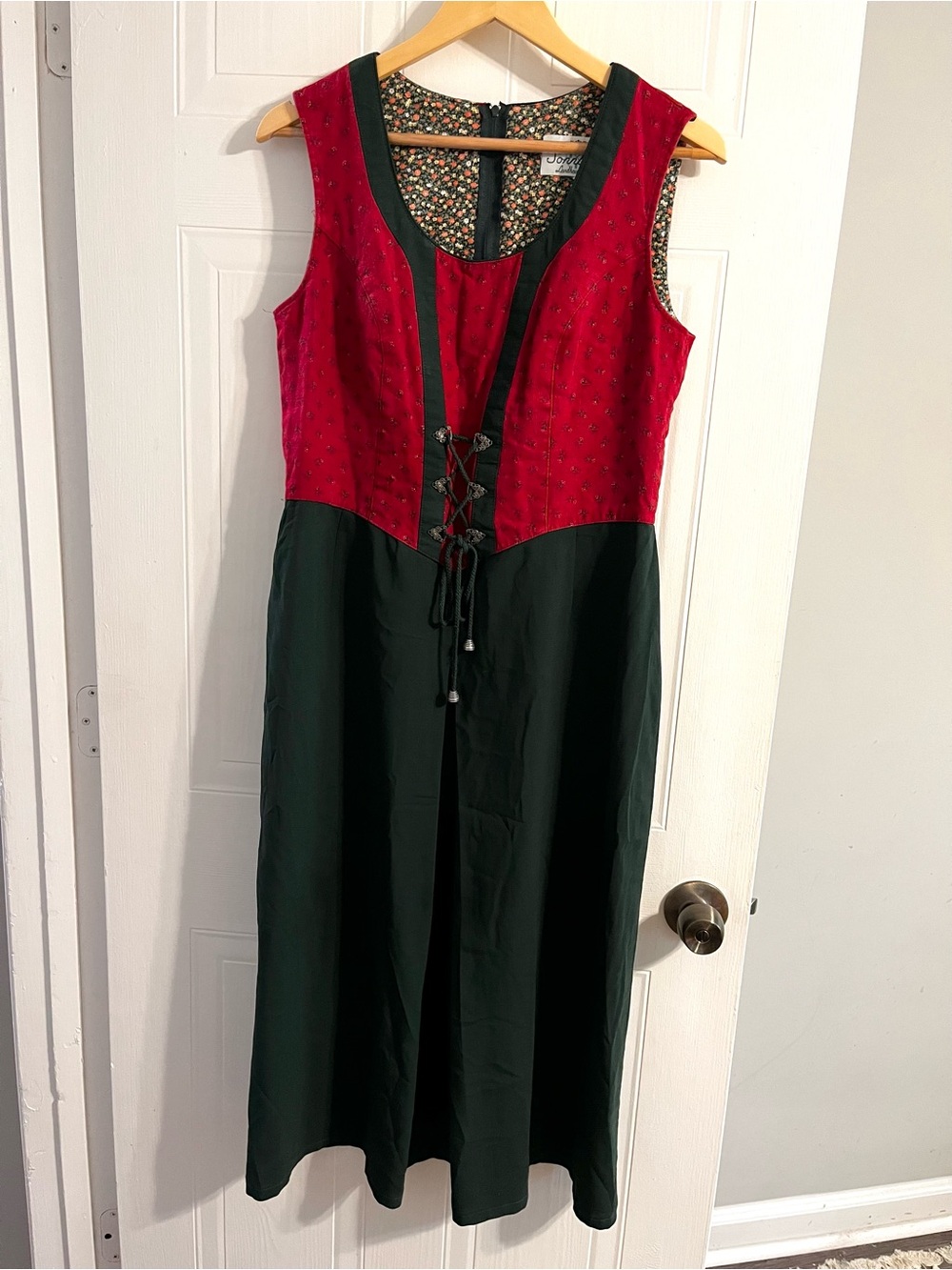 VINTAGE OKTOBERFEST DIRNDL LINEN DRESS - SONNBLICK LANDHAUSMODEN SZ 44/16W